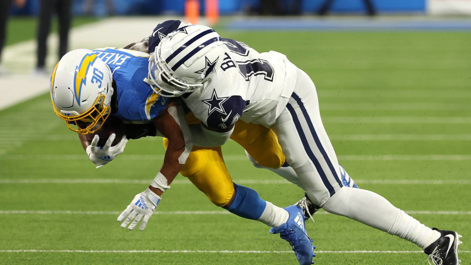 Chargers game proved Cowboys hybrid linebacker is ready to soar