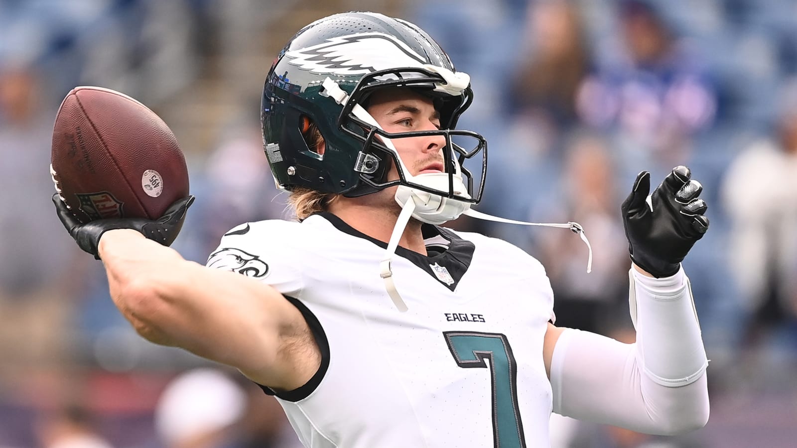 Fresh start with Eagles is not helping Kenny Pickett