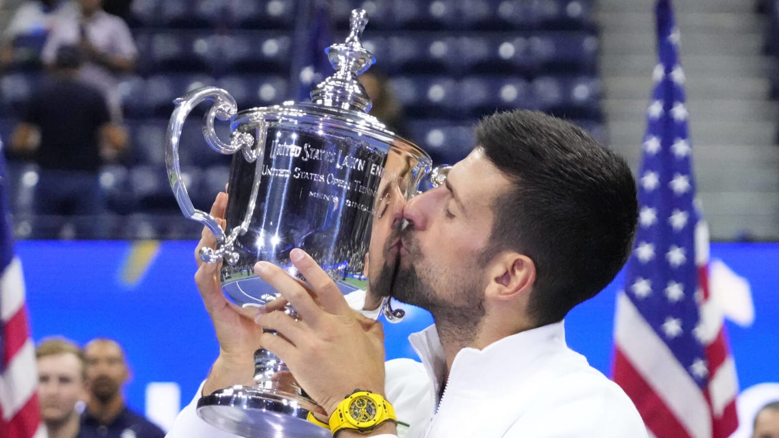 Djokovic pays tribute to Kobe after winning U.S. Open