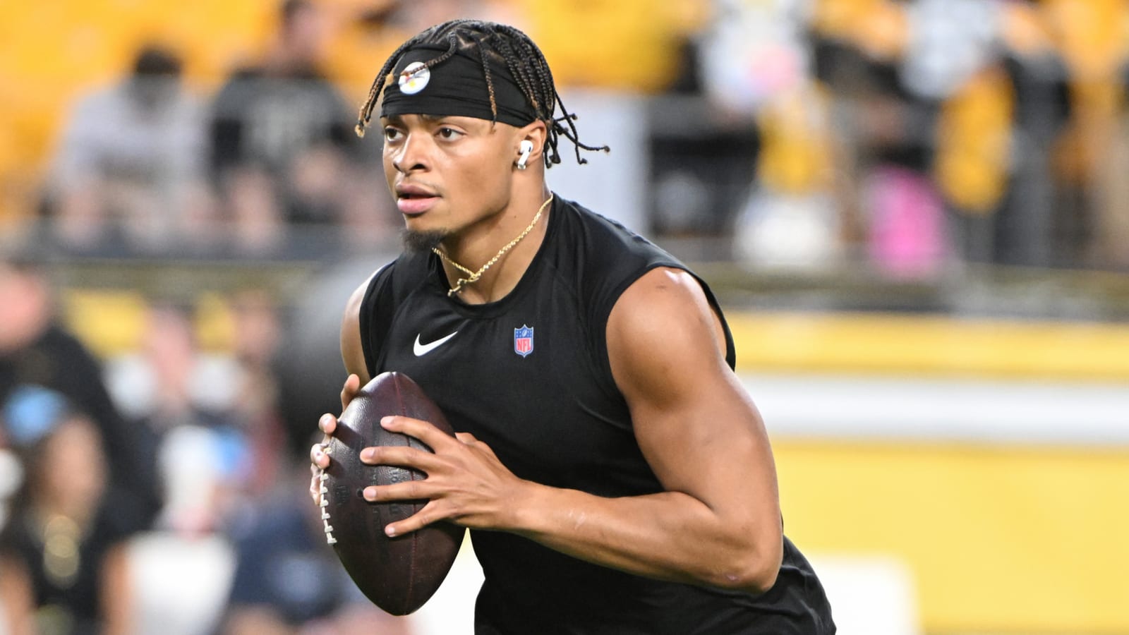 J.J. Watt has high praise for Justin Fields amid demotion buzz