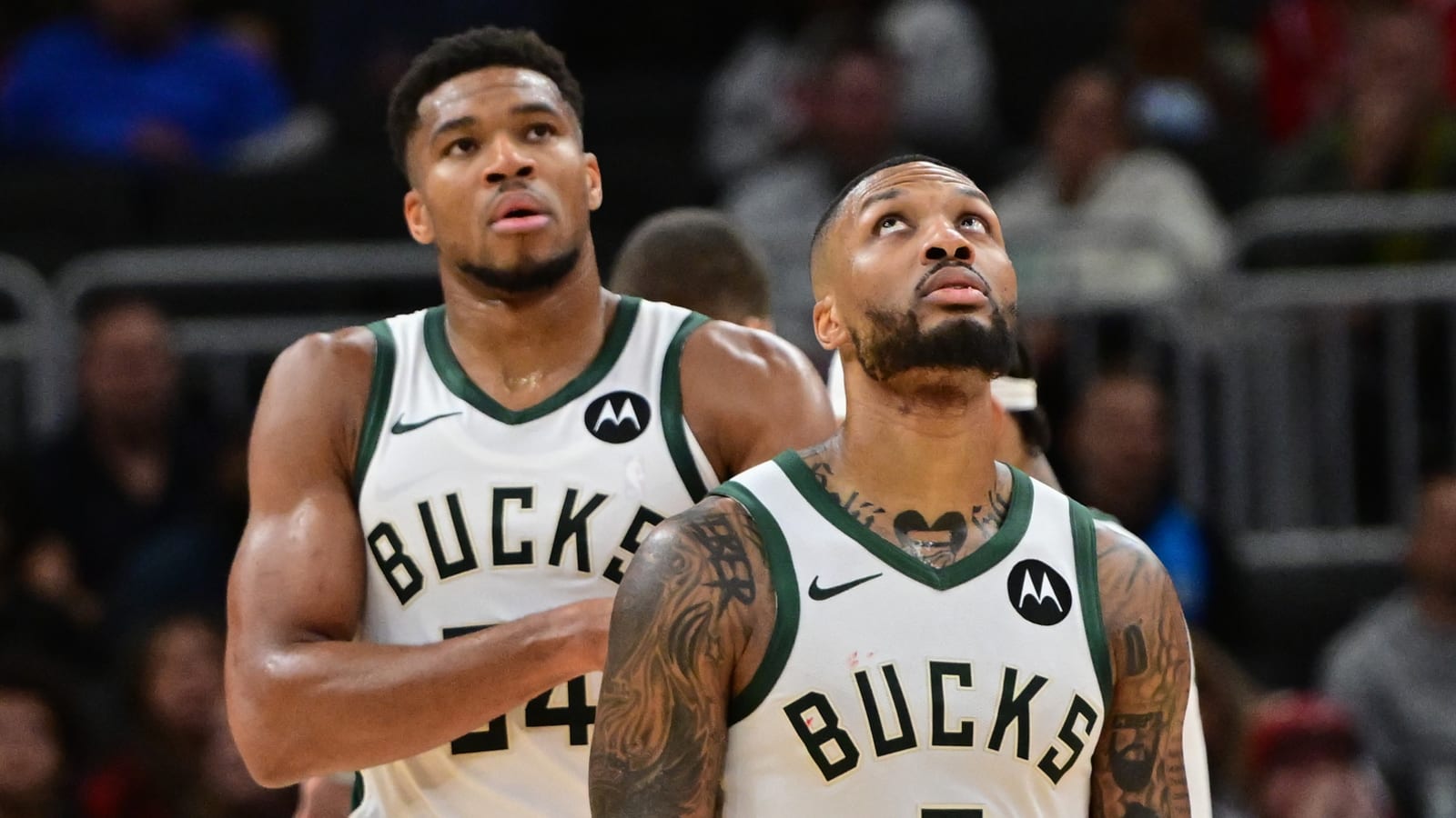 Bucks Edge Out Bulls in Close Preseason Clash