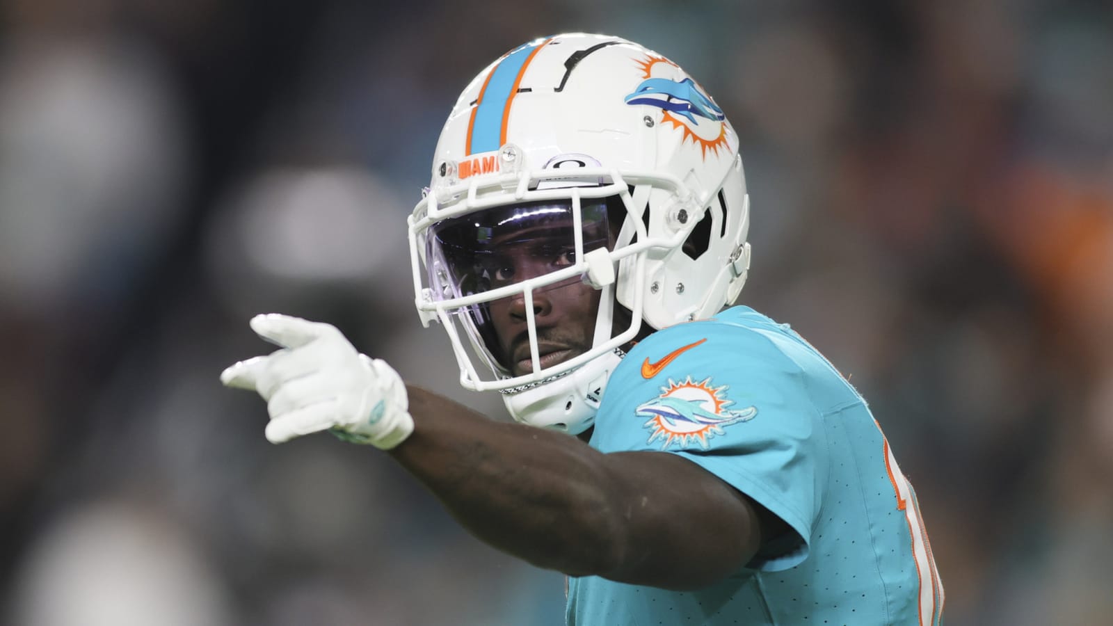 Tyreek Hill fires back at haters over his No. 1 rank on NFL Top 100