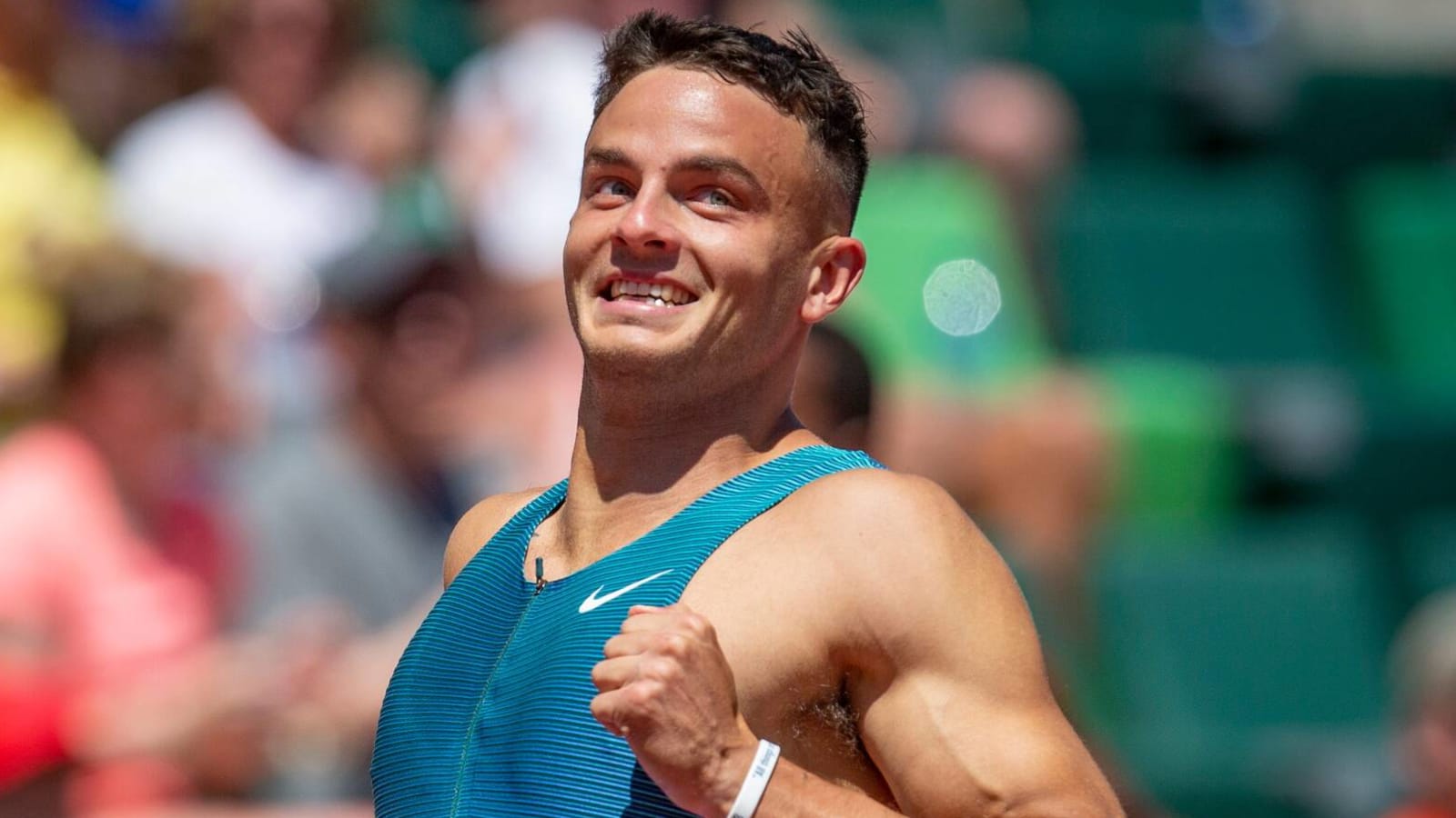 Eagles' Devon Allen qualifies for track championships