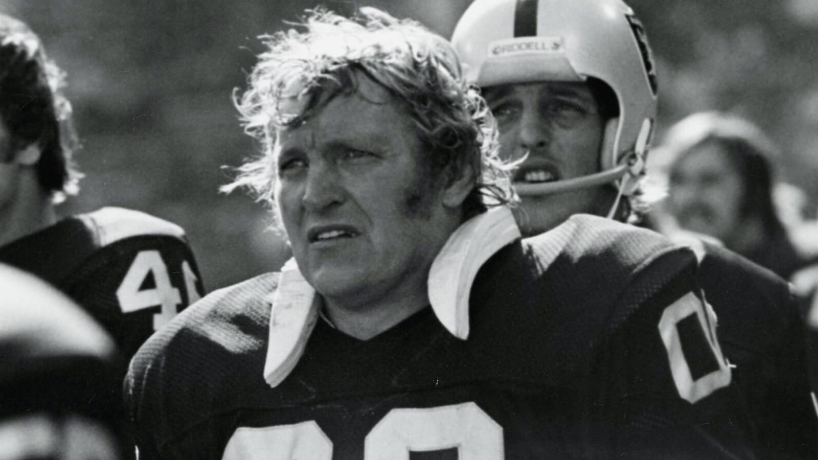Hall of Famer, legendary Raiders offensive lineman dead at 86