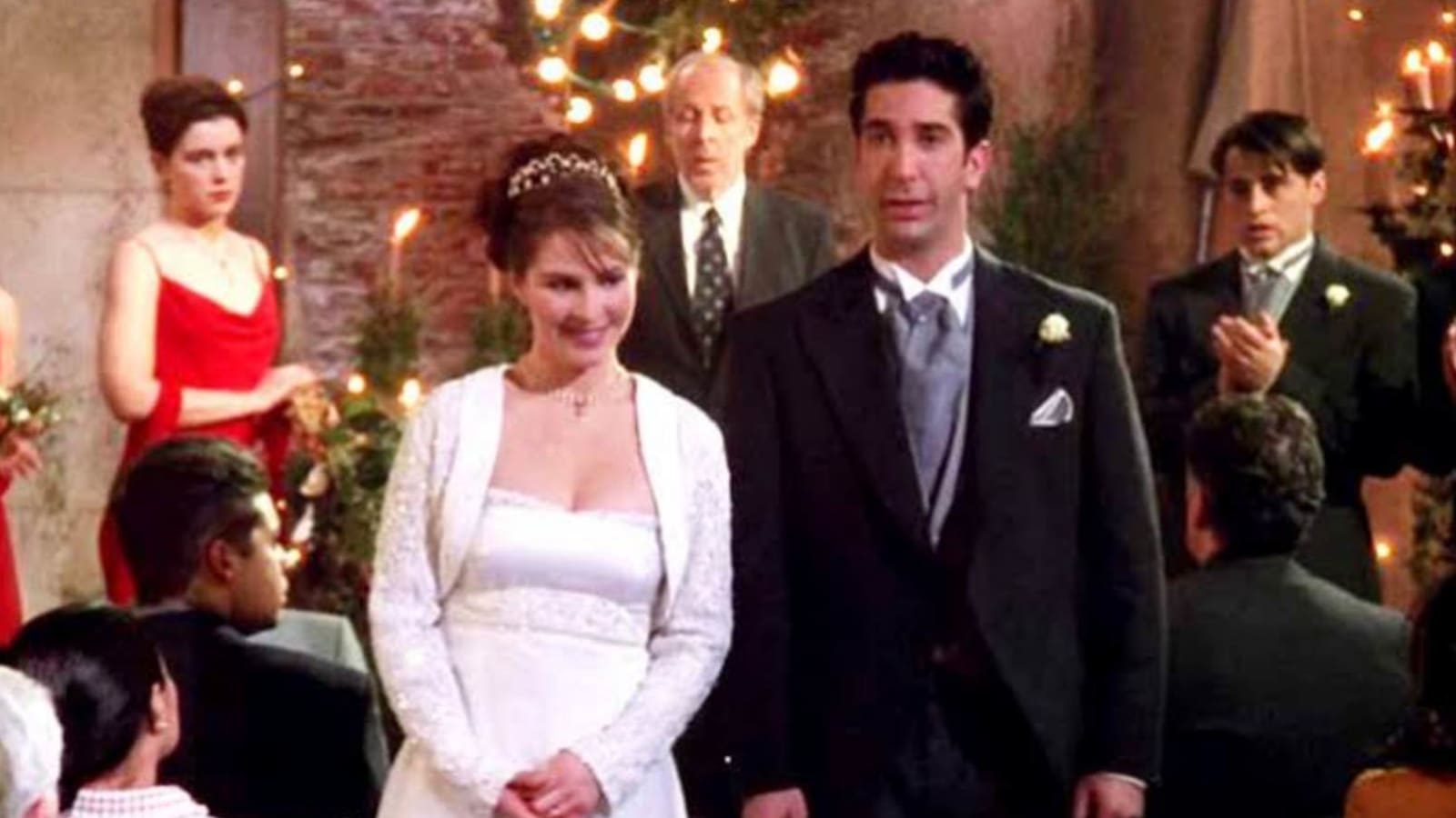 ‘Friends’: What Would’ve Happened Had Ross Stayed Married To Emily?