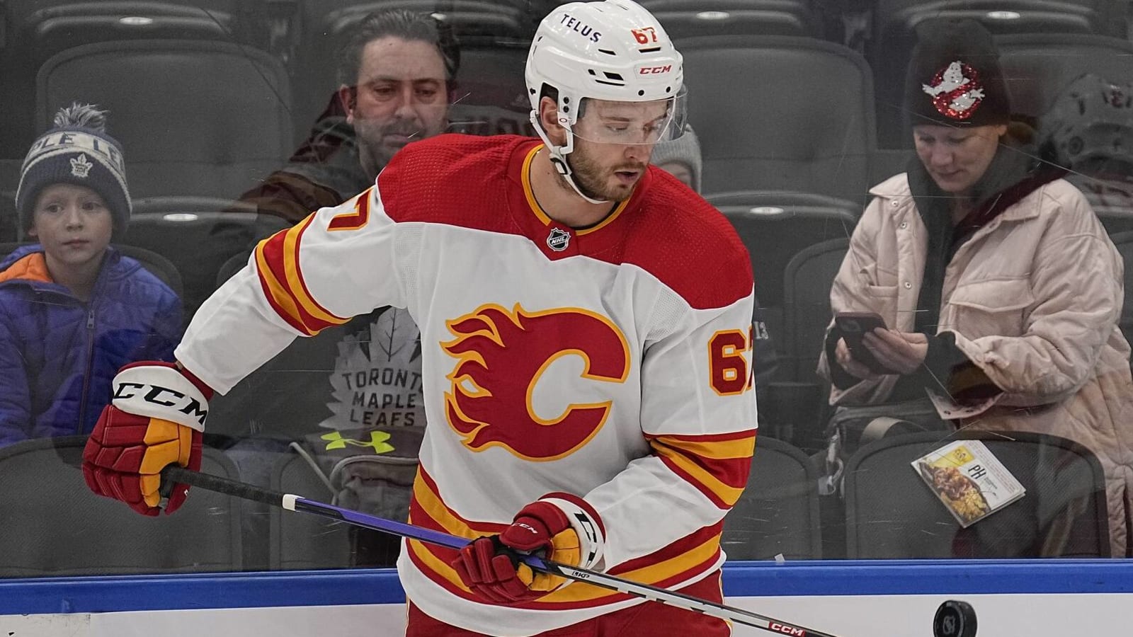 Calgary Flames assign Radim Zohorna to the AHL’s Wranglers