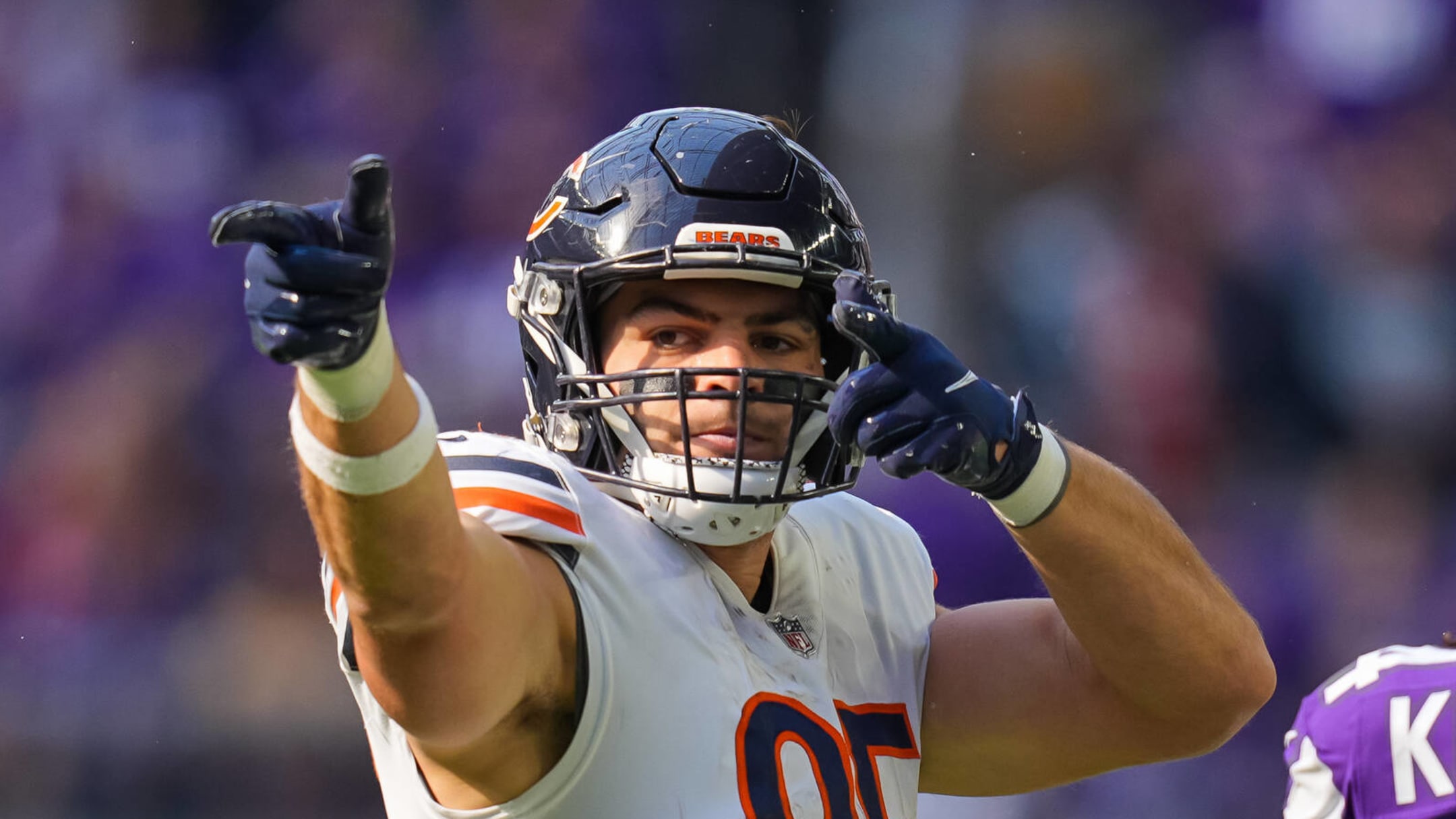 Kmet Extension Sends 'A Ton of Energy' Through Bears Locker Room - On Tap  Sports Net