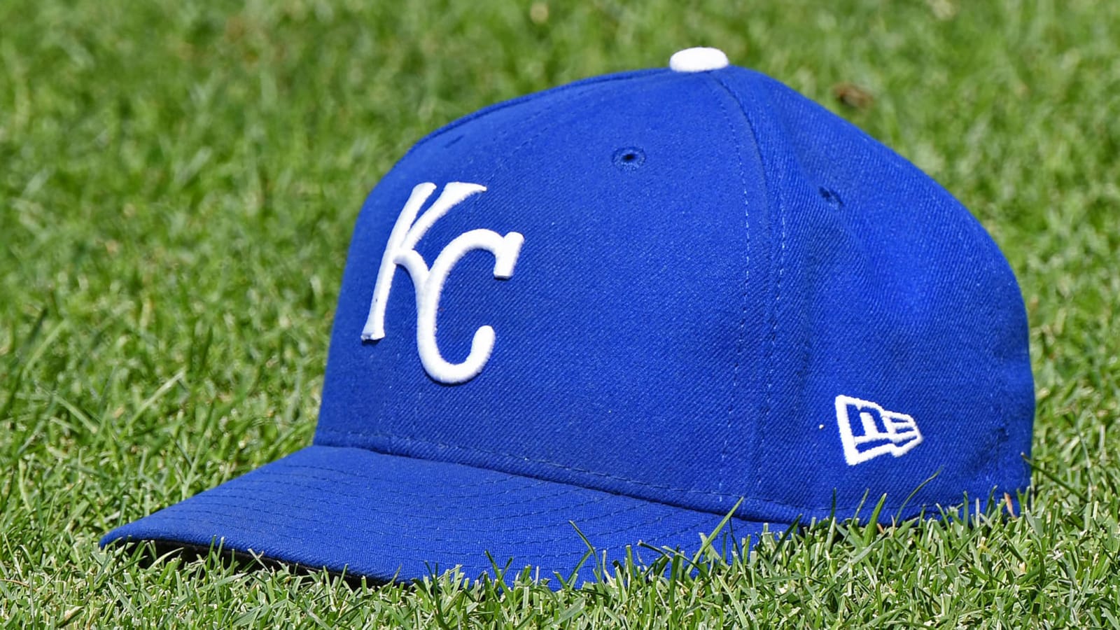 Royals sign first-rounder Frank Mozzicato