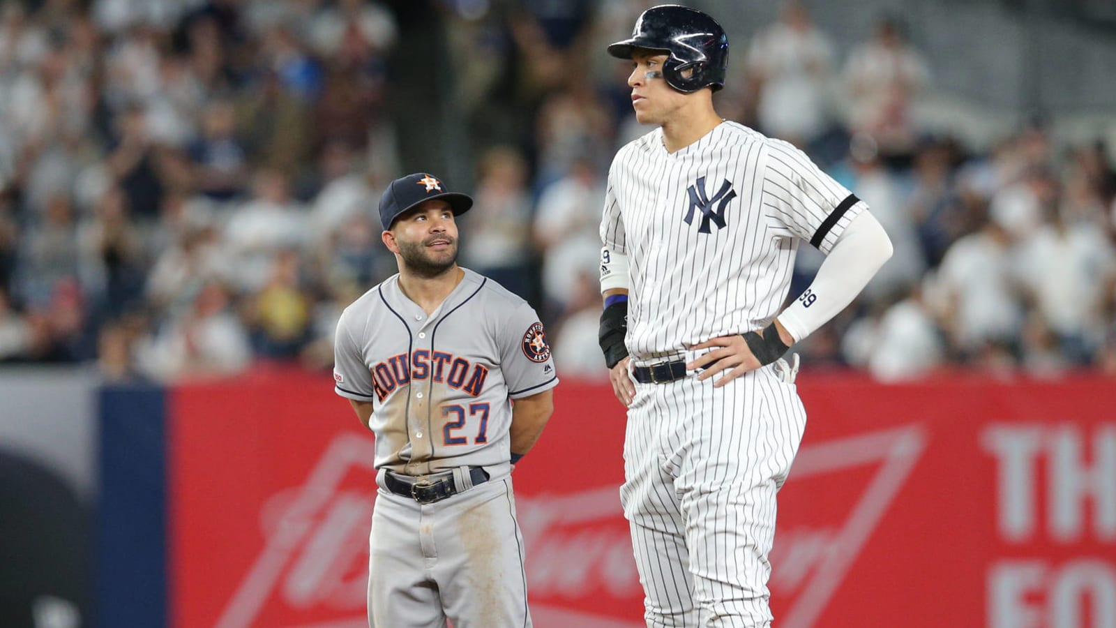 Aaron Judge sharing a laugh with Jose Altuve : r/mlb