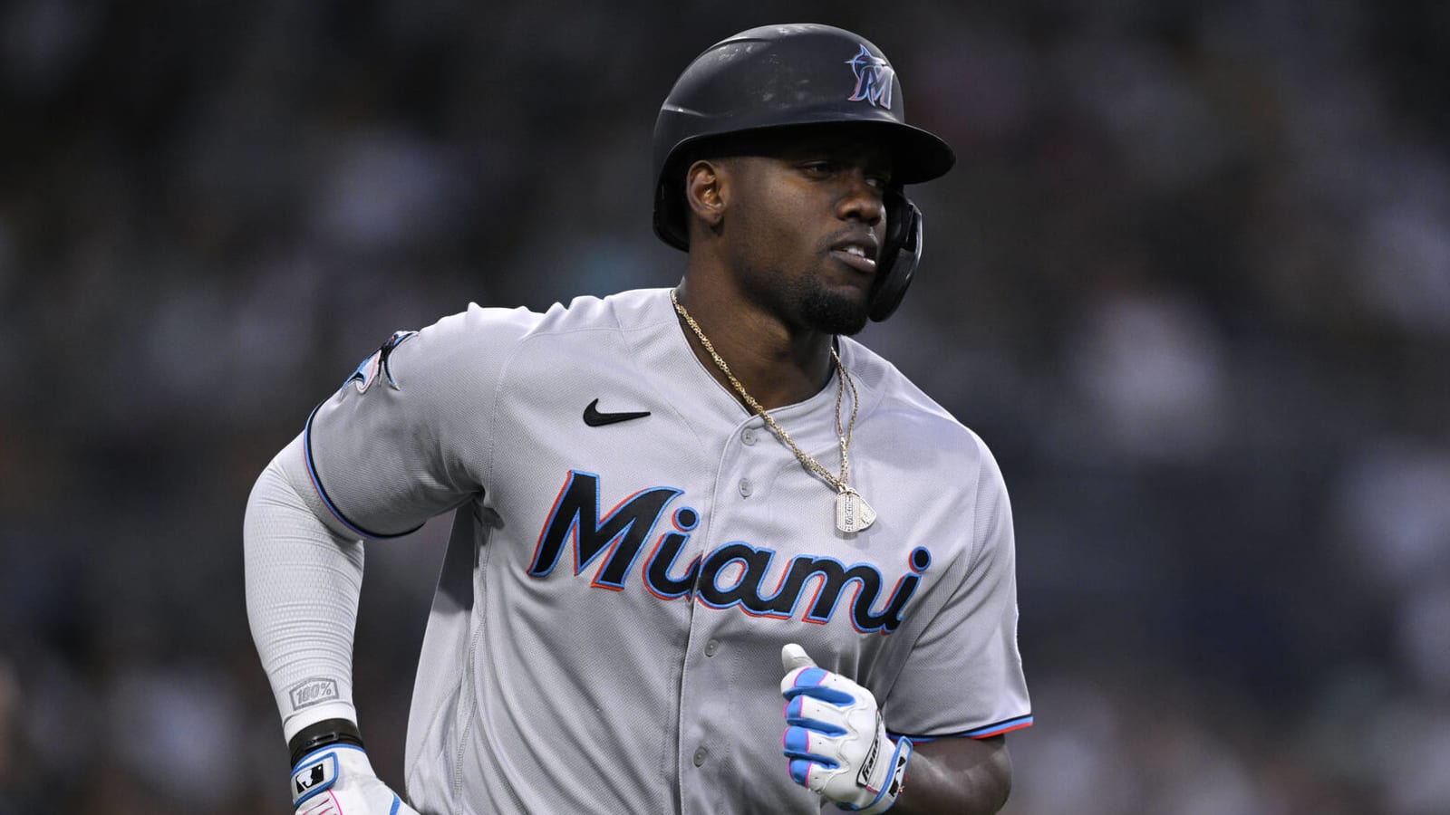 Mariners, Diamondbacks showing interest in All-Star slugger