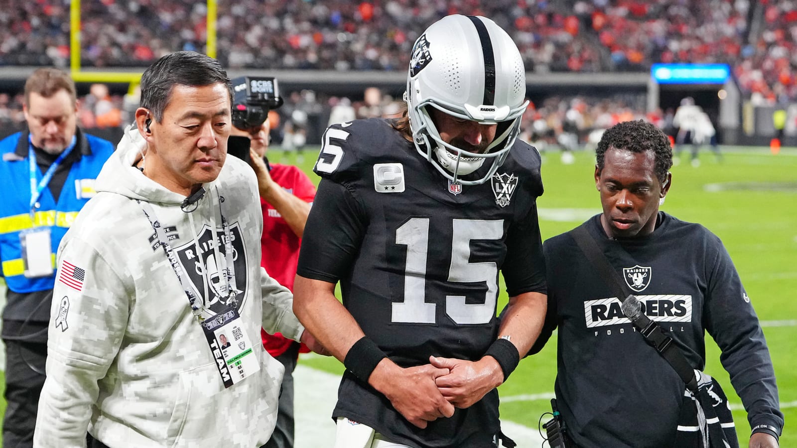 Minshew's injury could force Raiders to sign this replacement