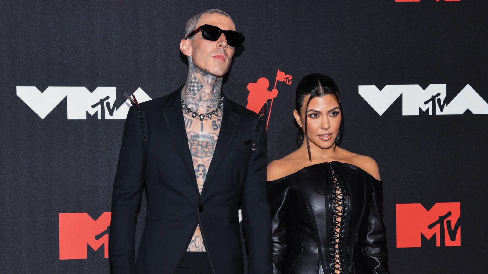 Kourtney Kardashian reveals engagement to Travis Barker