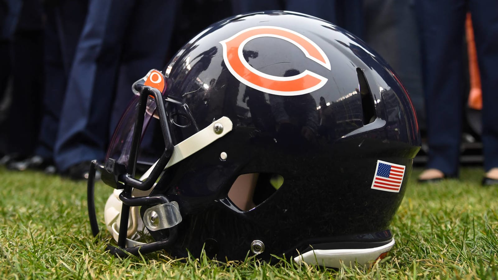 Bears shut down facilities after player tests positive for COVID