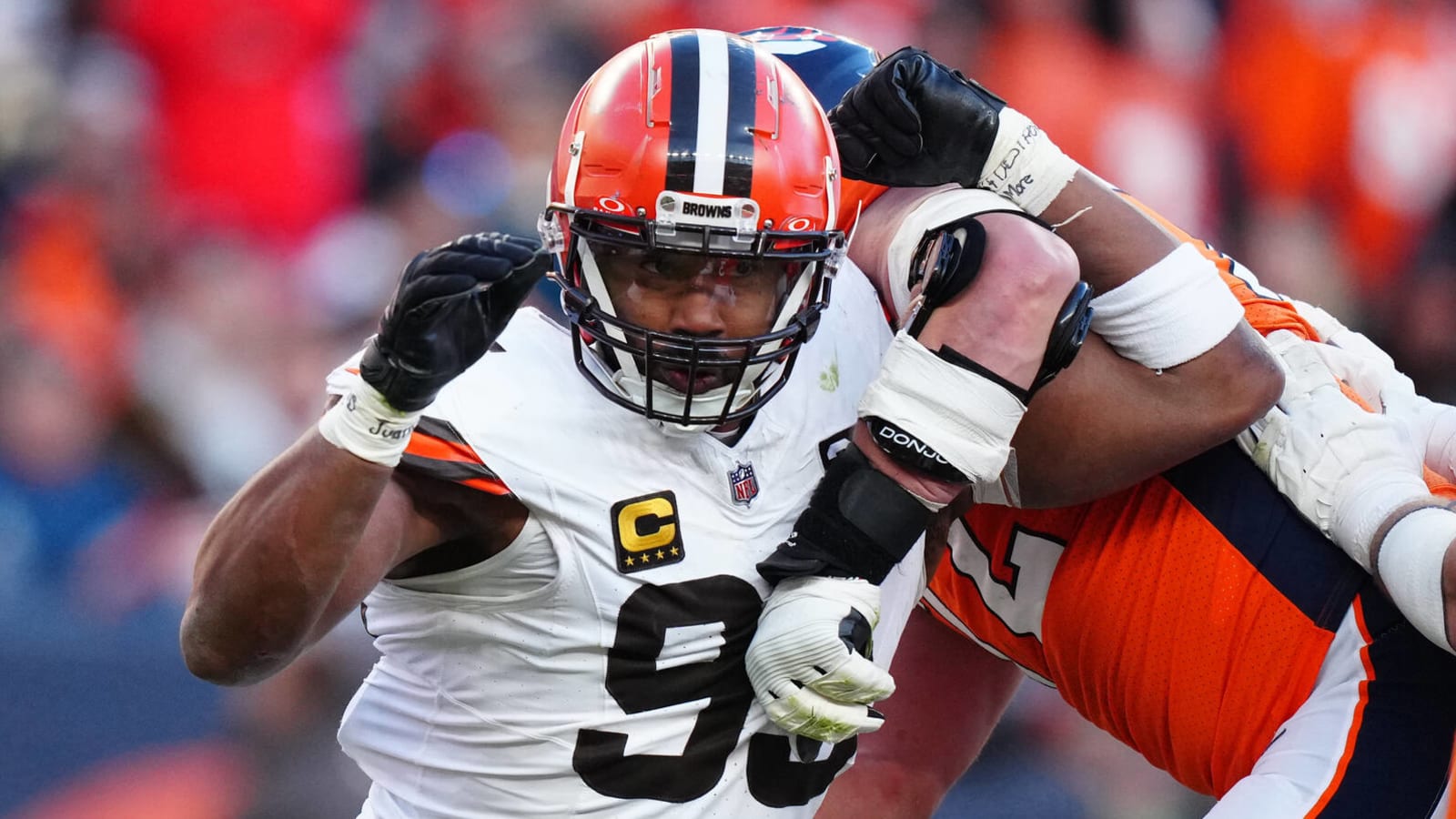 Browns holding breath for DPOY candidate's injury status