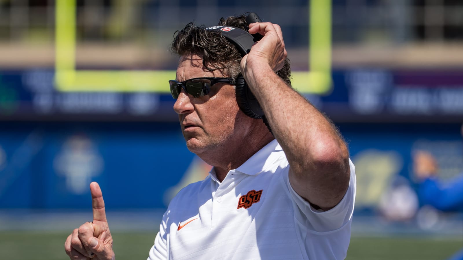 Mike Gundy apologizes for comments about Oklahoma State fans
