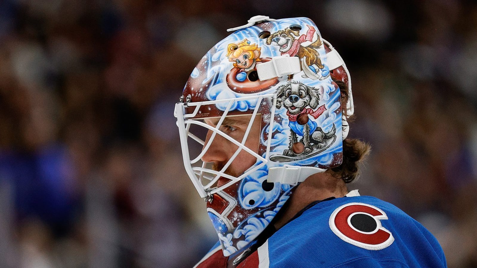 Avalanche’s Scott Wedgewood leaves game with injury