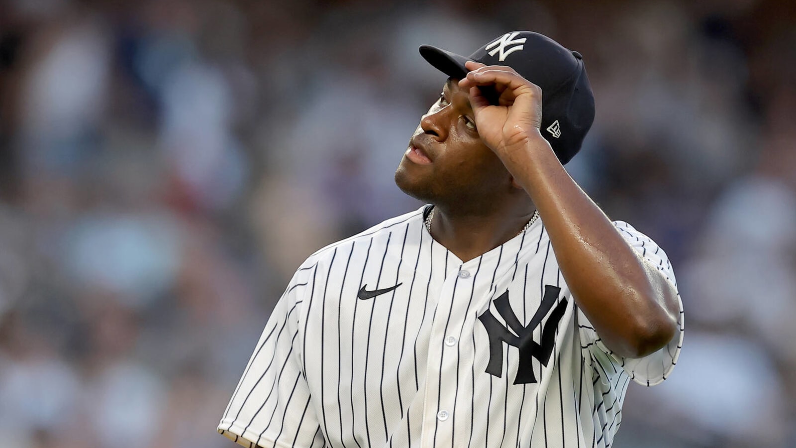 The New York Yankees need to change road uniforms, or at least add an  alternate