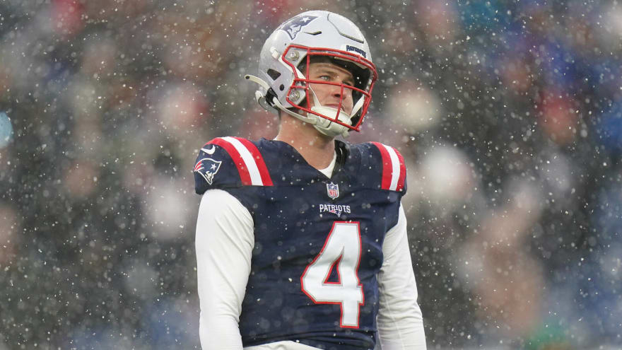 Patriots&#39; rookie quarterback has Bailey Zappe reflecting on his youth football days during OTAs