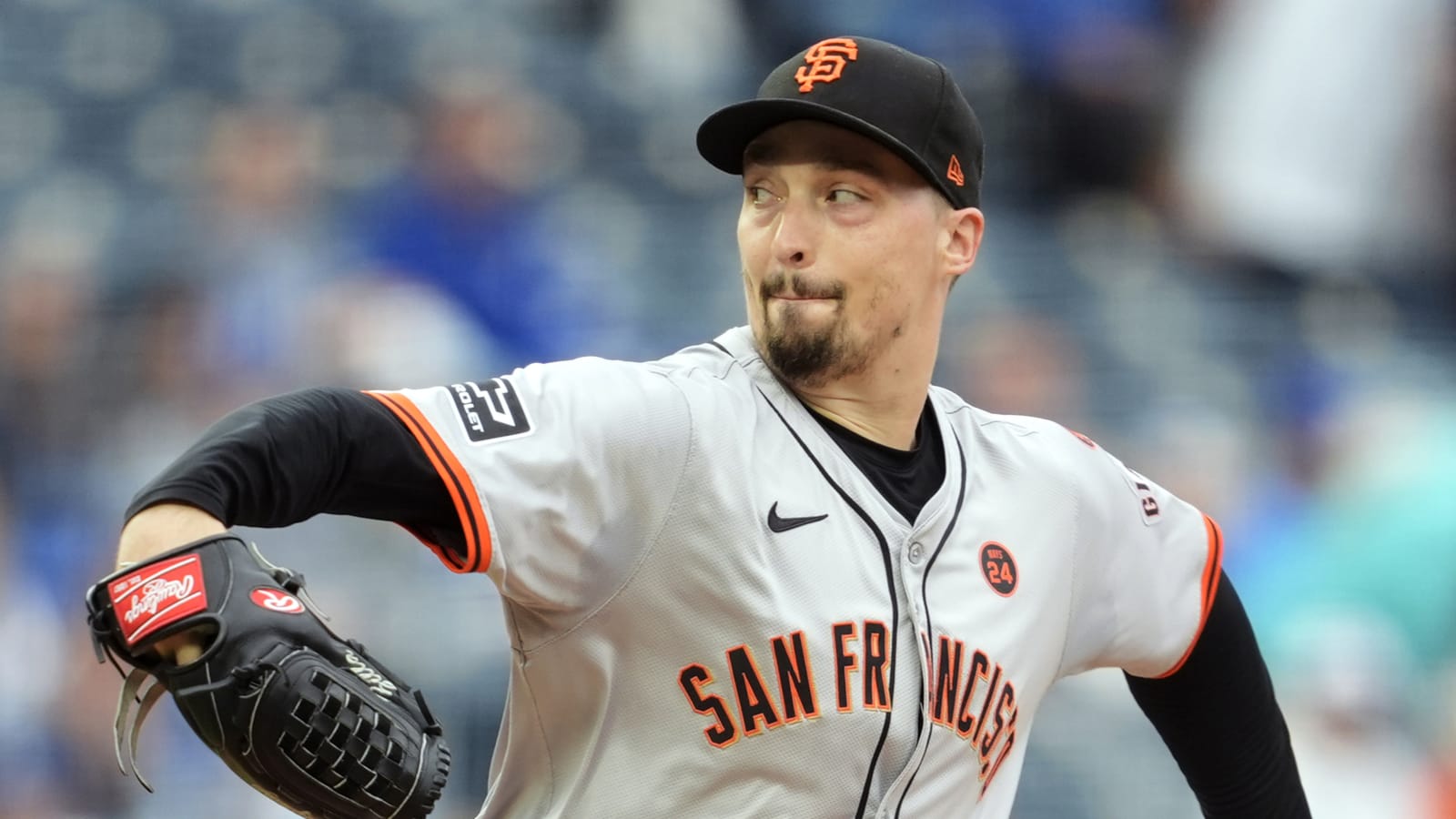 Red Sox 'talking with' two-time Cy Young winner