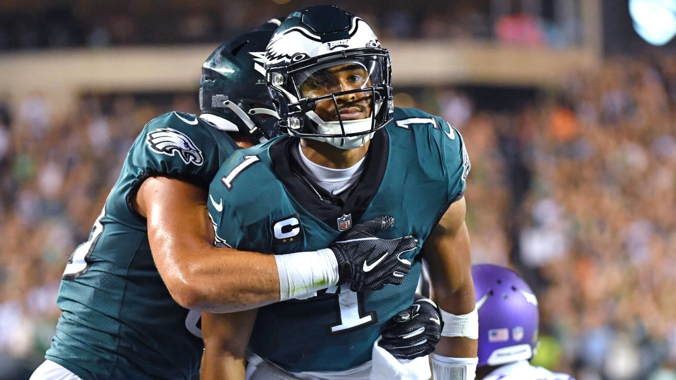 Jalen Hurts runs for 2 TDs, throws for a score; Eagles hold off  fumble-prone Vikings 34-28 - ABC 6 News 