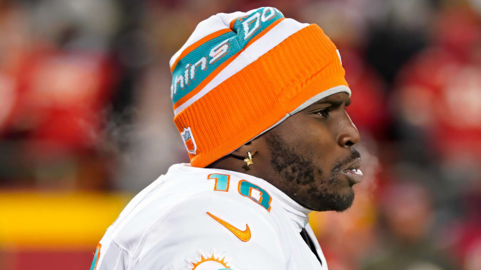 Dolphins' Tyreek Hill reacts to major coaching change