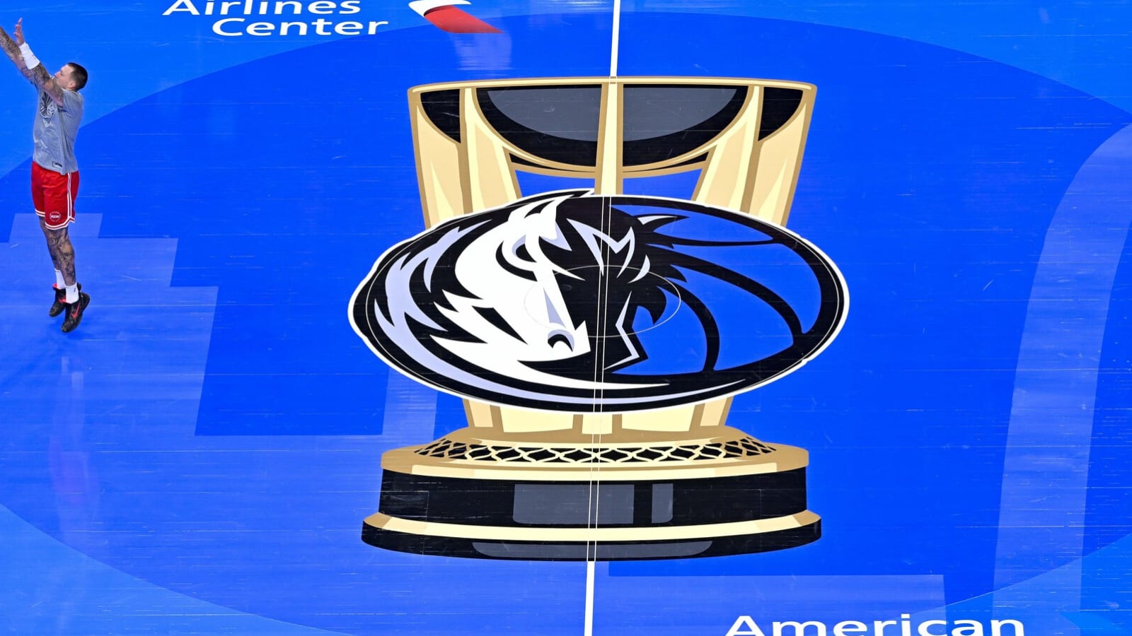 Mavericks raise season ticket prices after Luka Doncic trade