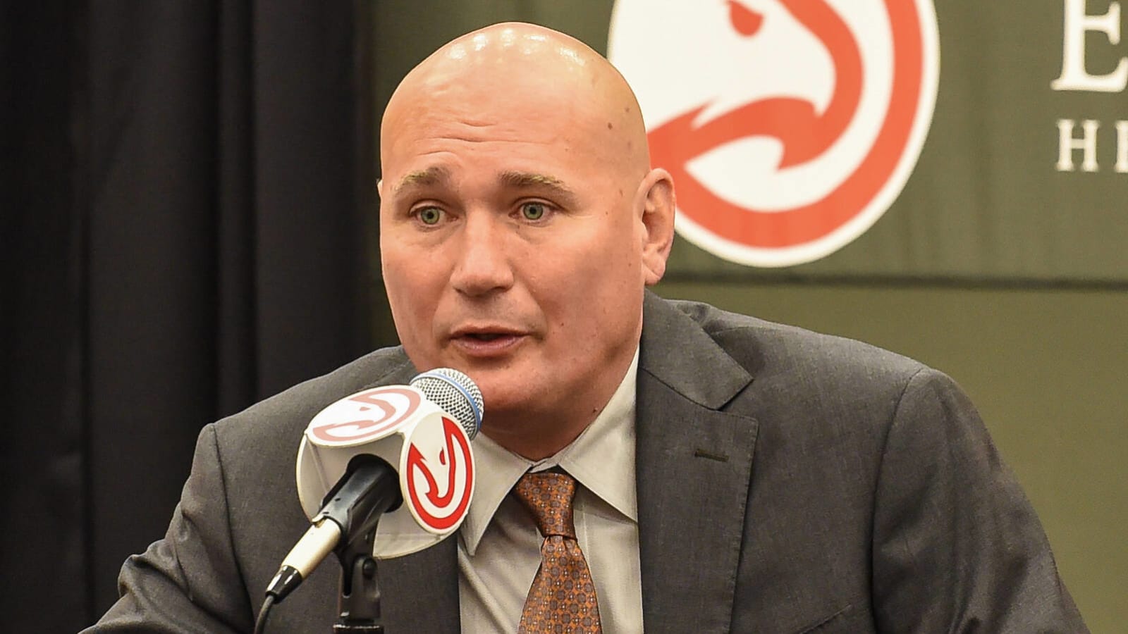 Hawks president Schlenk moving into advisory role