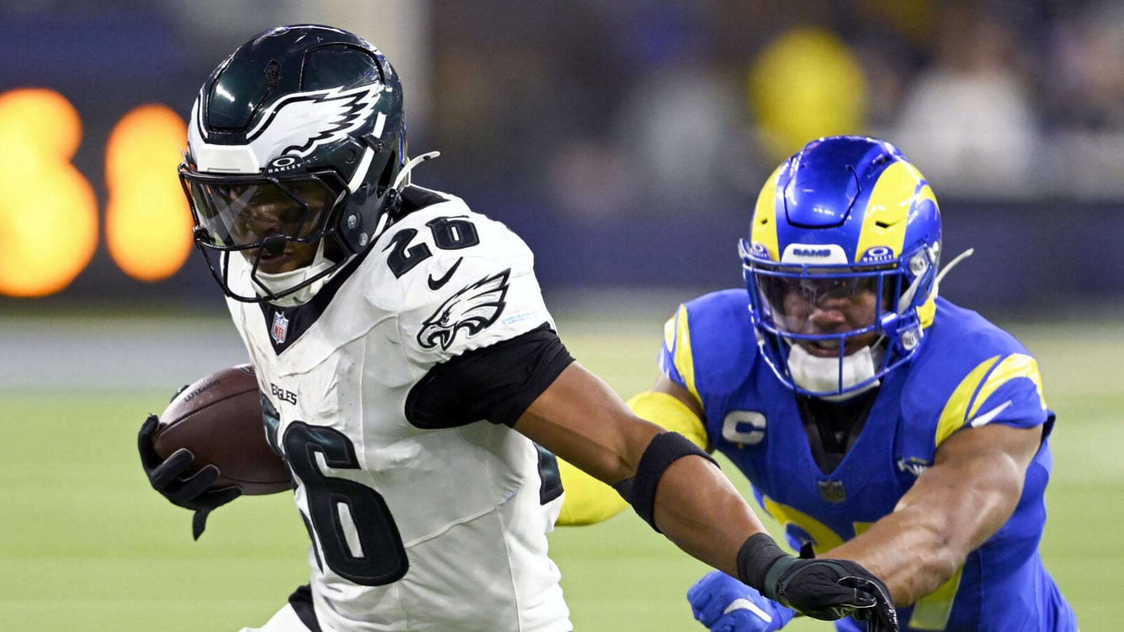 Barkley, Eagles silence early critics with seventh straight win 