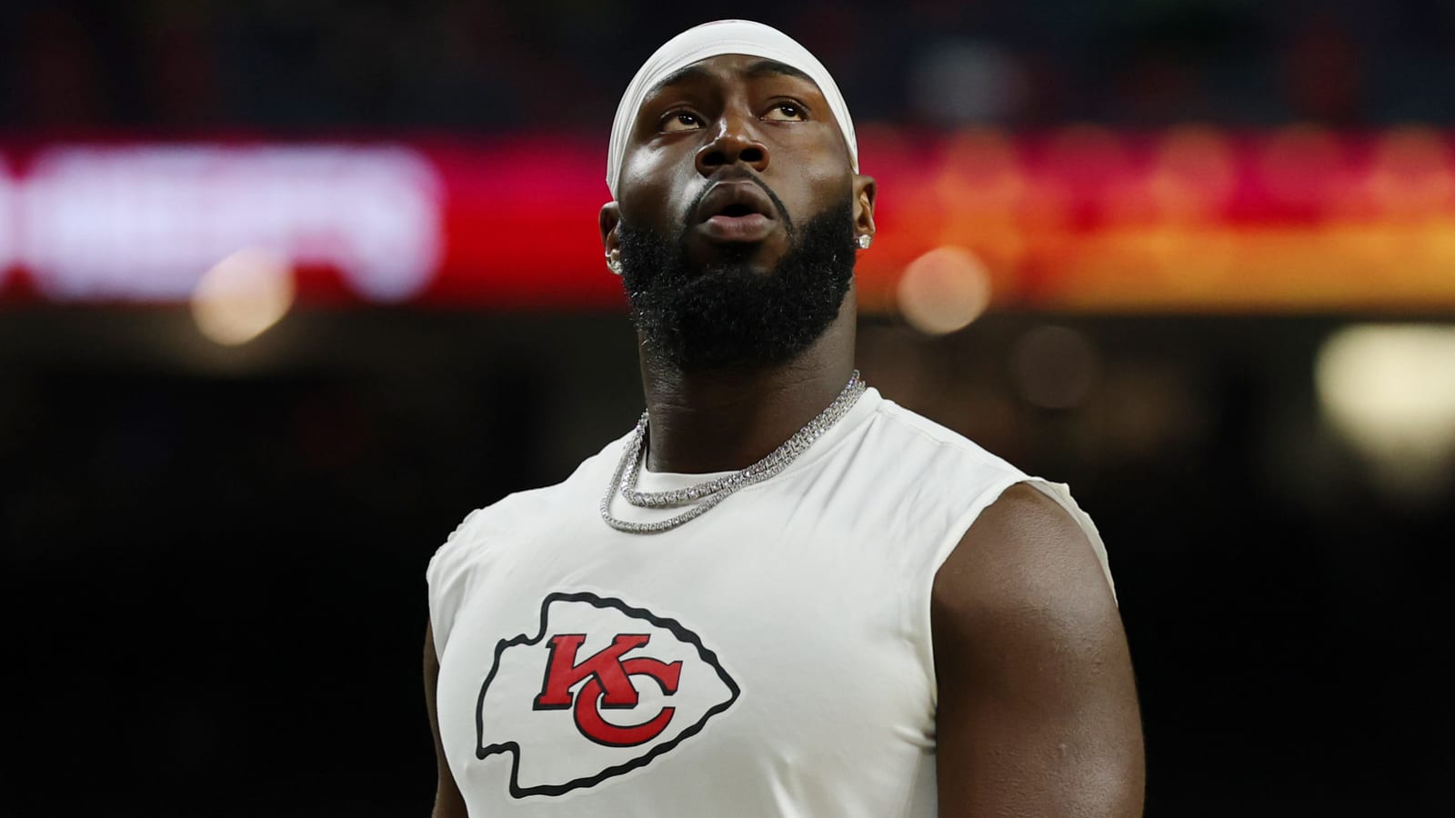 Charles Omenihu makes Travis Kelce plea after retirement comments