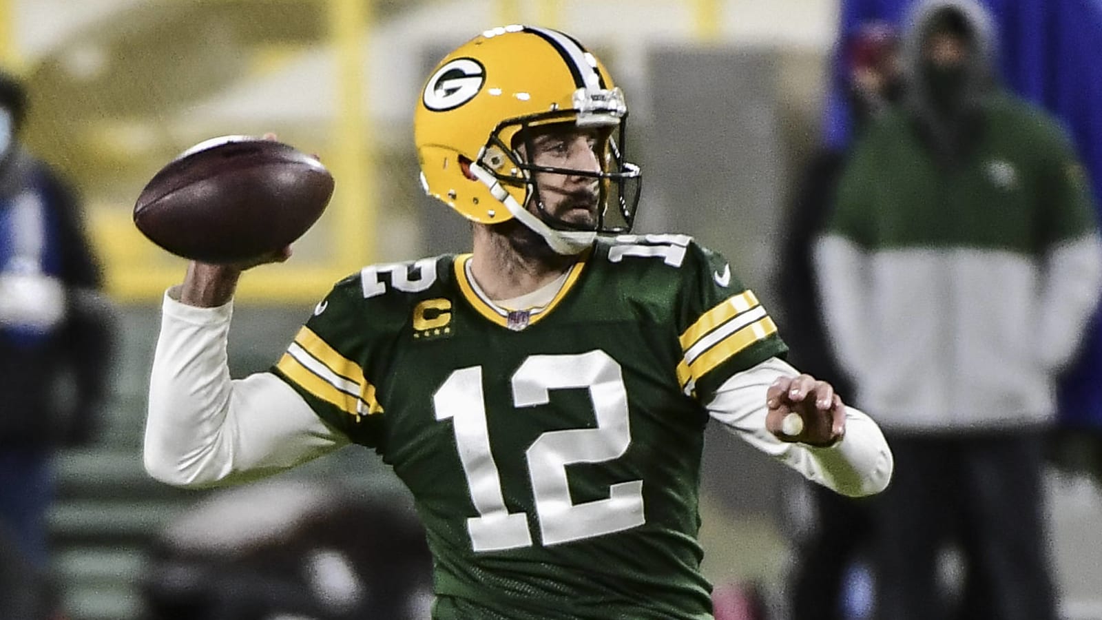 Peyton Manning doubts Broncos will trade for Aaron Rodgers