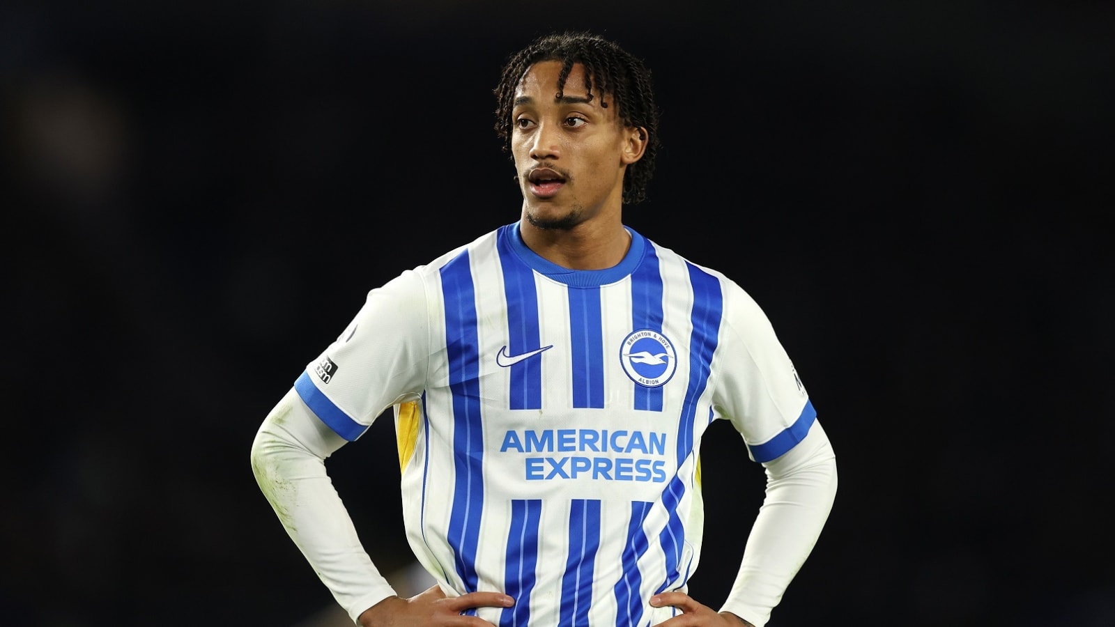  Liverpool contact entourage of 23-year-old Premier League attacker to replace Nunez