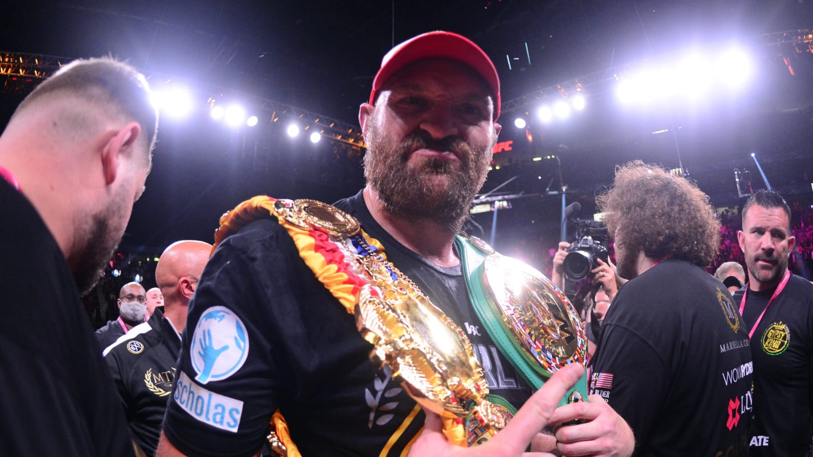 Hatton Opposes Klitschko-Fury Comeback Fight