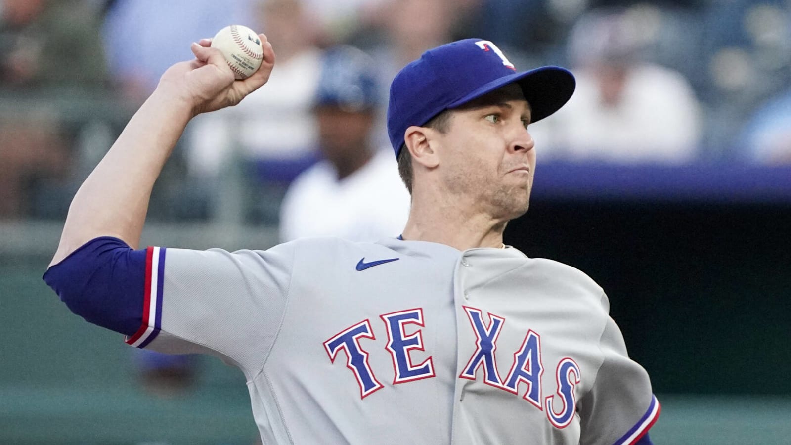 Rangers ace forced to exit no-hit bid due to injury