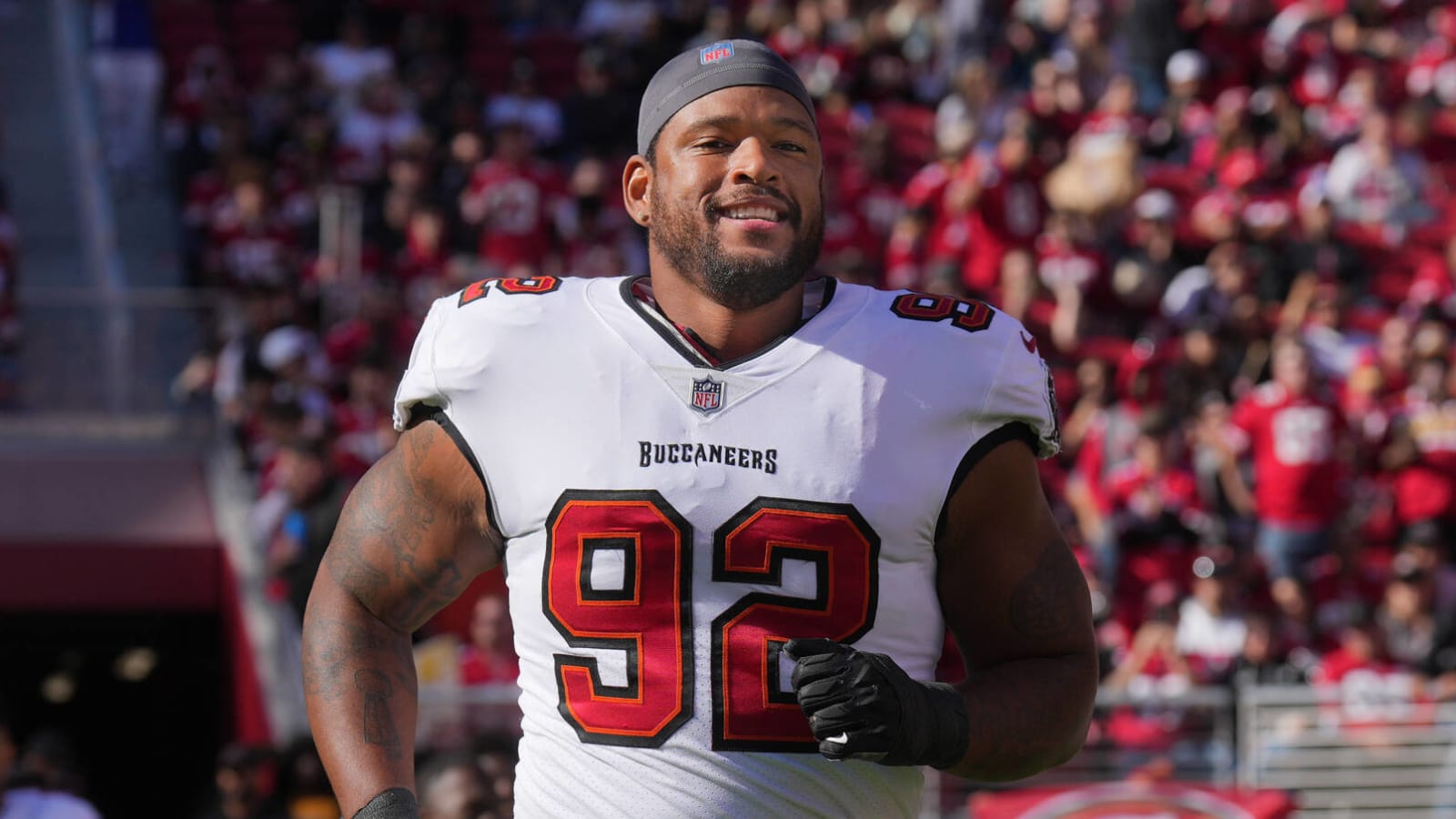 Buccaneers re-sign veteran DL 