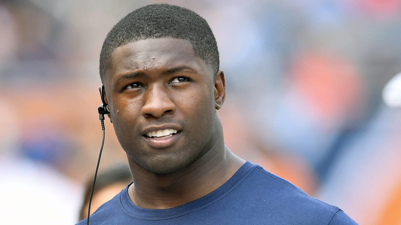 Roquan Smith giving geography lessons to Ravens