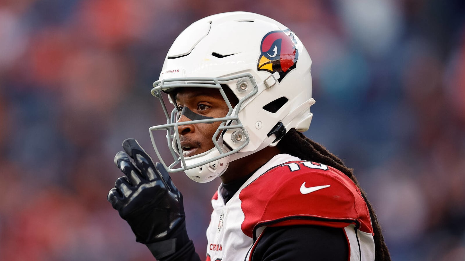 DeAndre Hopkins has had discussions with several teams