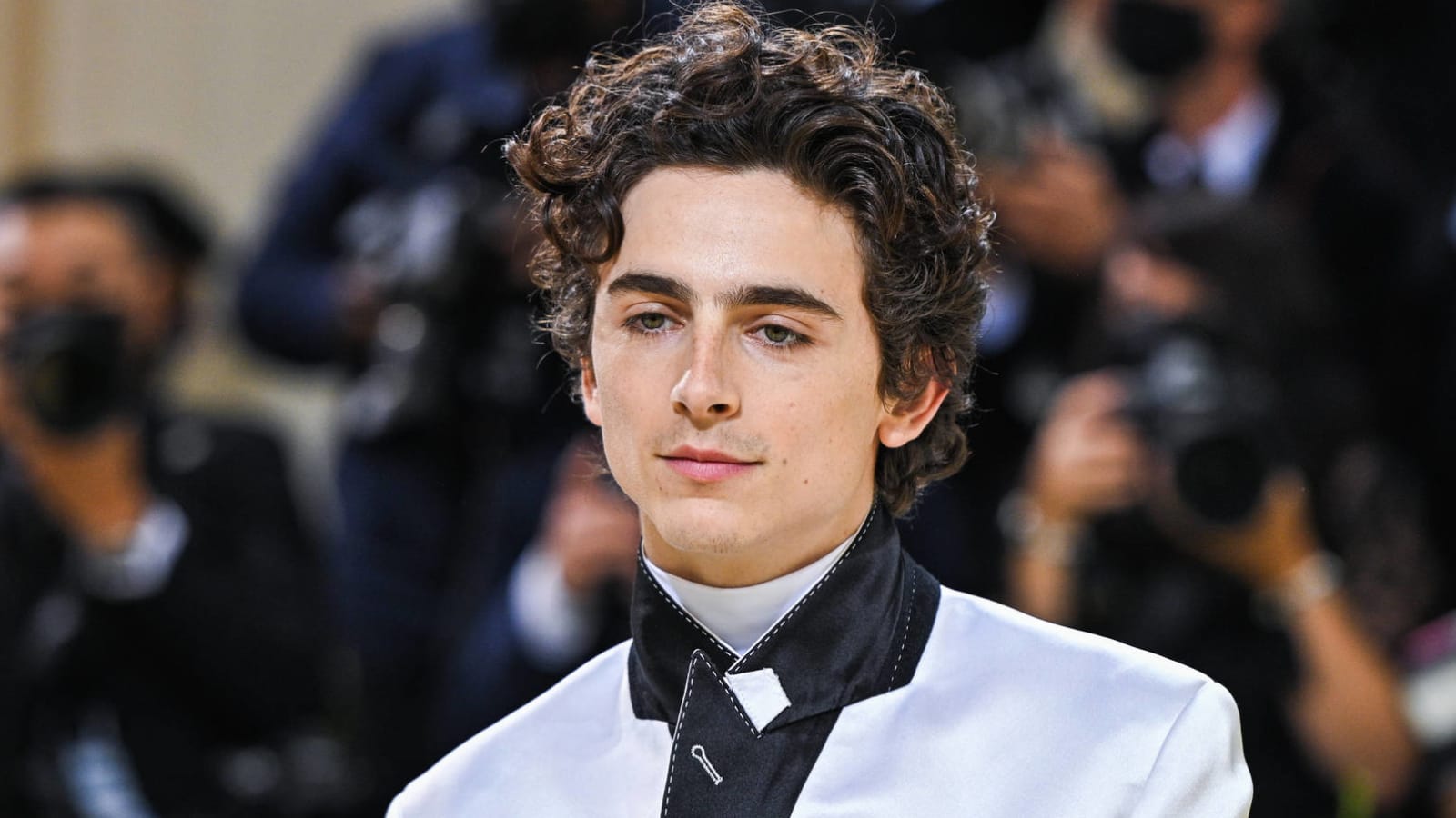 Timothée Chalamet breaks the internet with ‘Wonka’ sneak peek