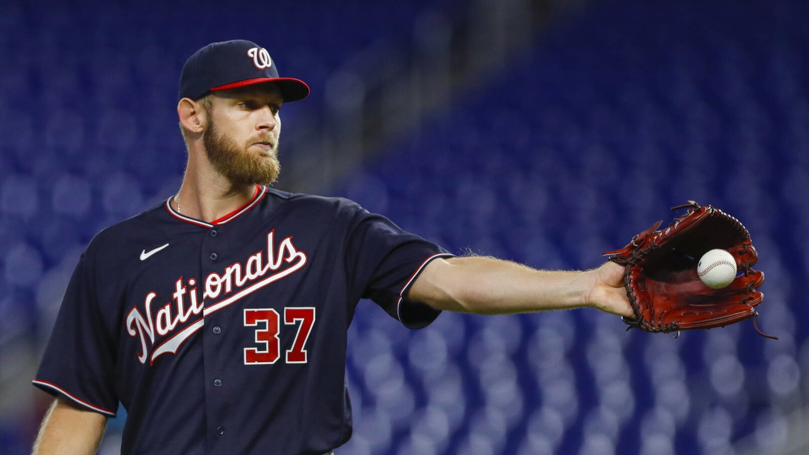 Stephen Strasburg dealing with rib injury as he lands on IL