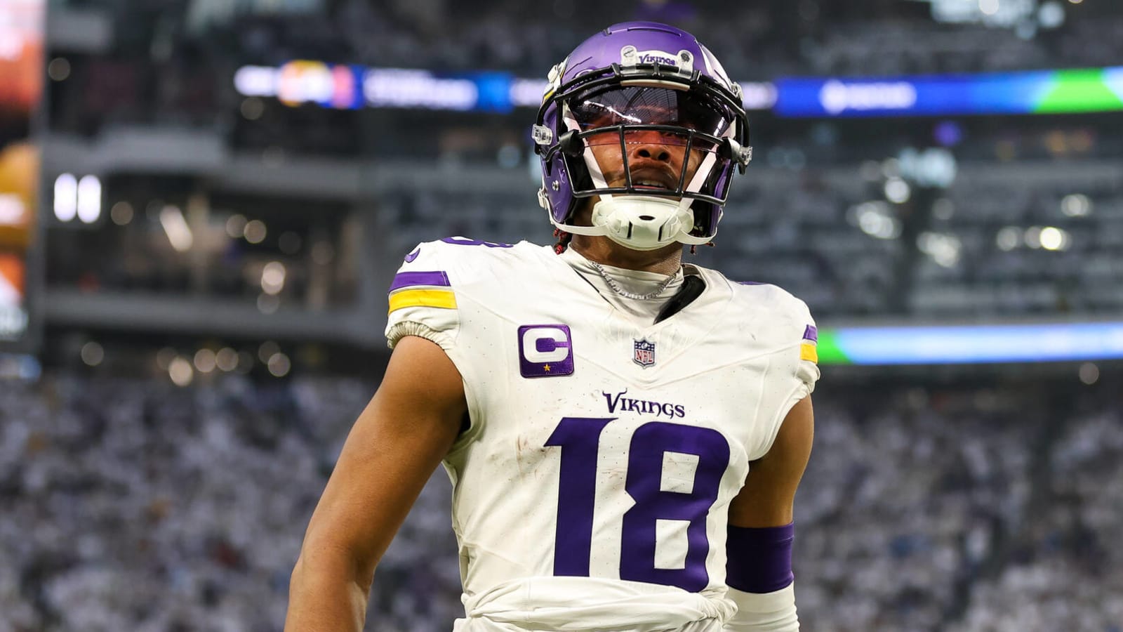 Vikings star wants to 'break the bank' with extension