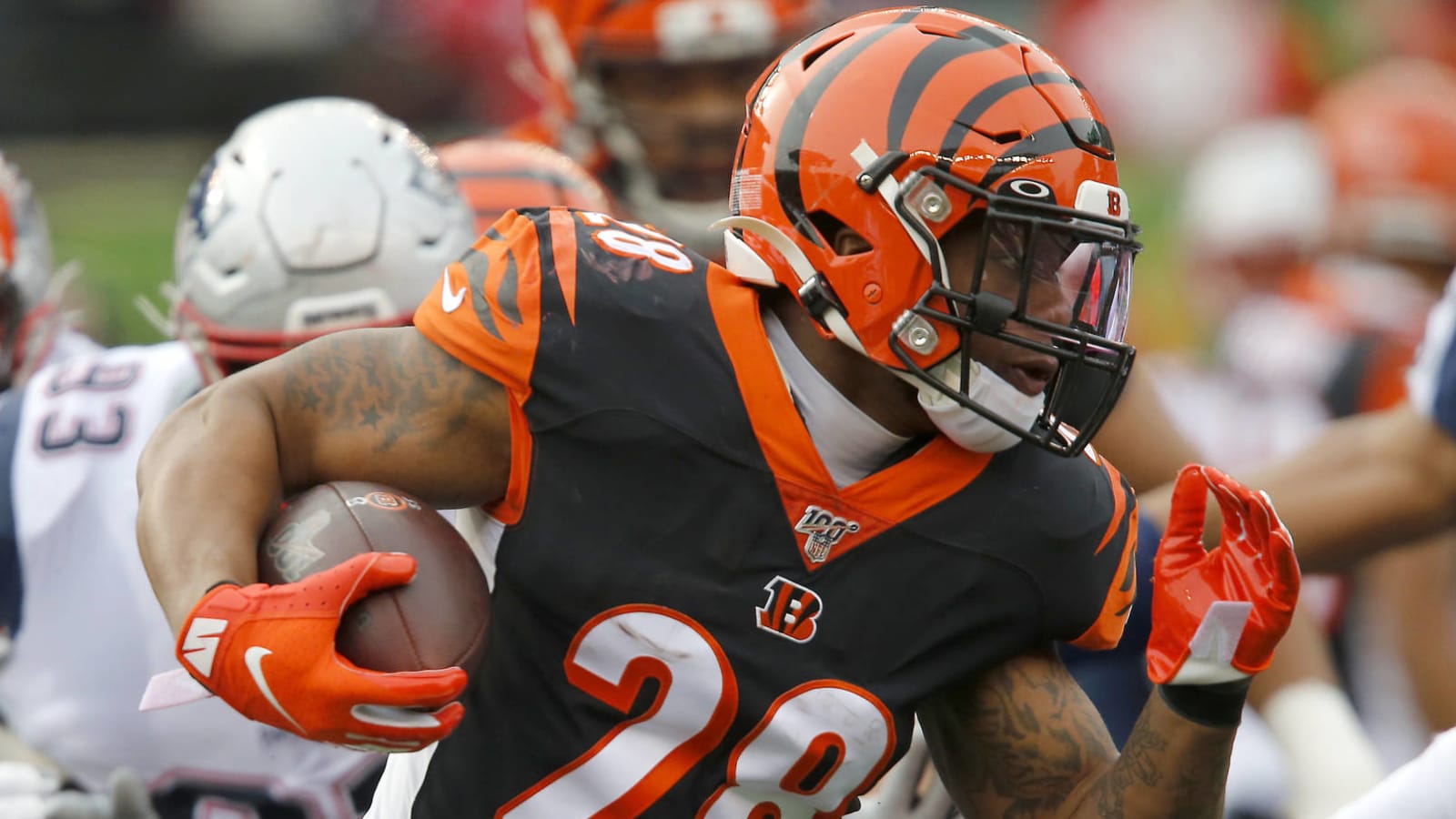 Bengals place Joe Mixon on IR with foot injury