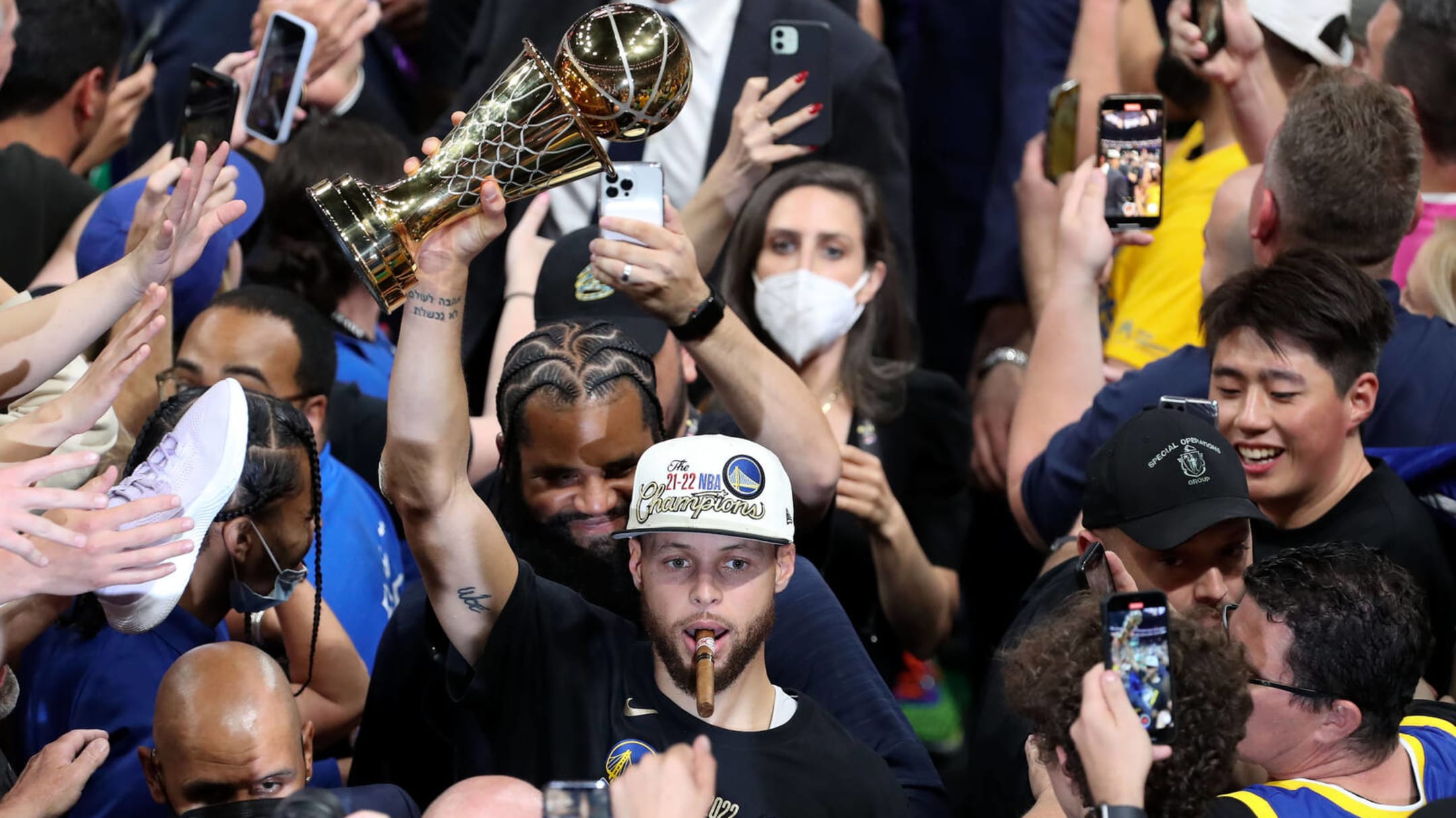 Steph Curry earns Finals MVP trophy after leading Warriors to title