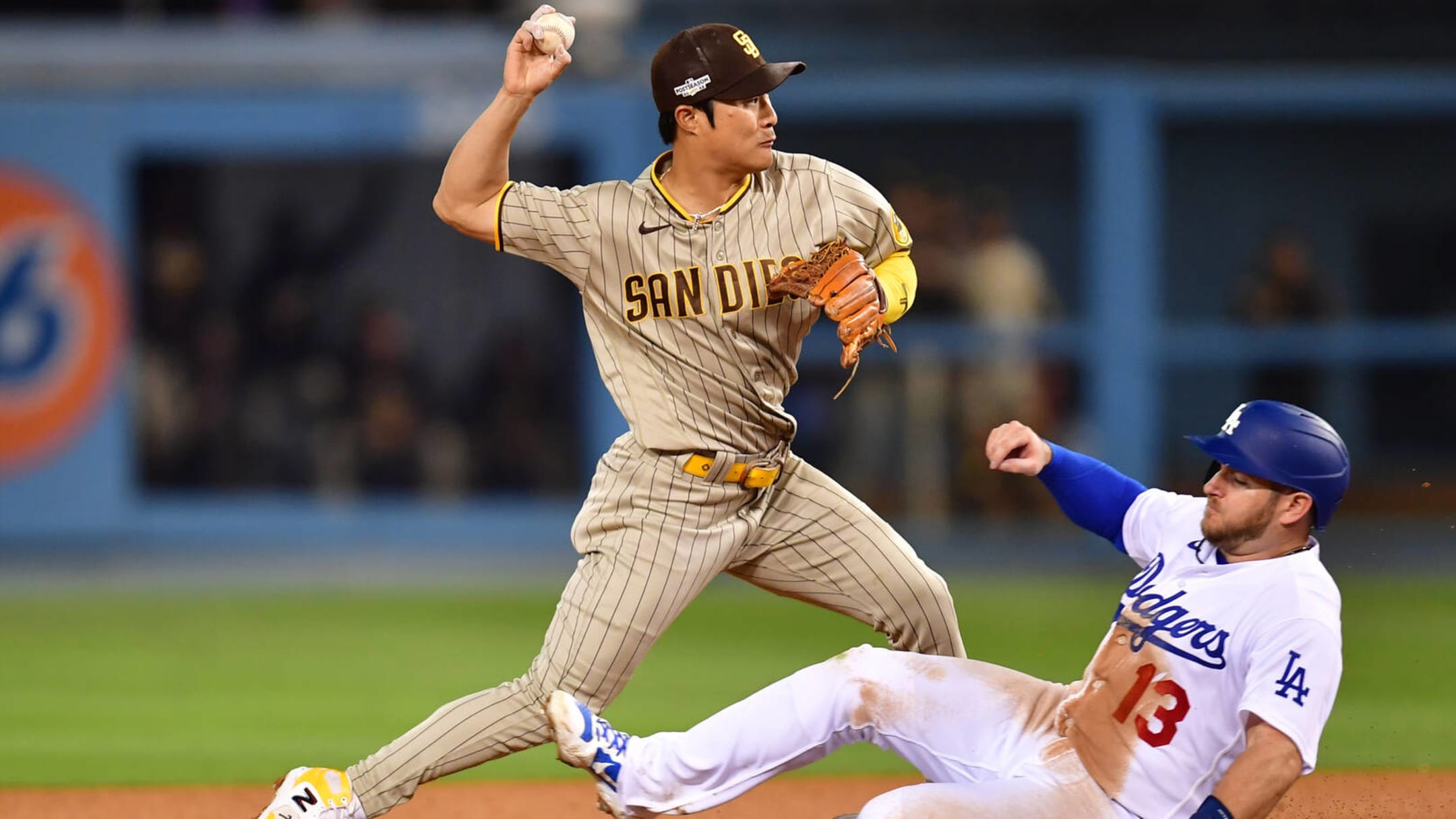 Machado, Cronenworth Lead Padres Over Dodgers In Game 2 Of NLDS