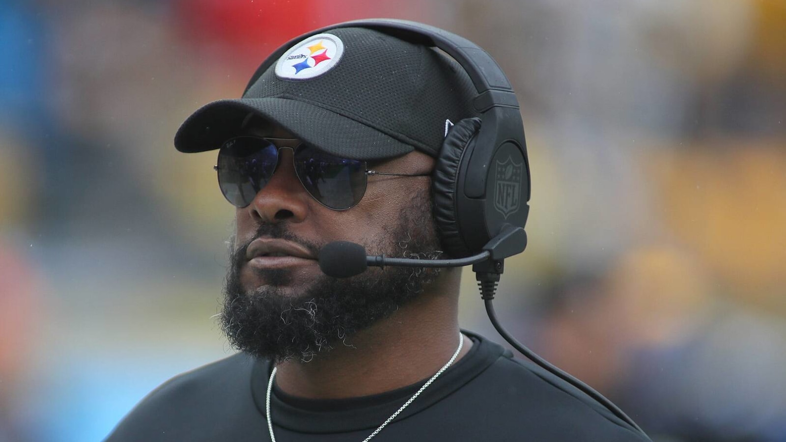 Steelers HC Mike Tomlin adamantly defends QB Kenny Pickett