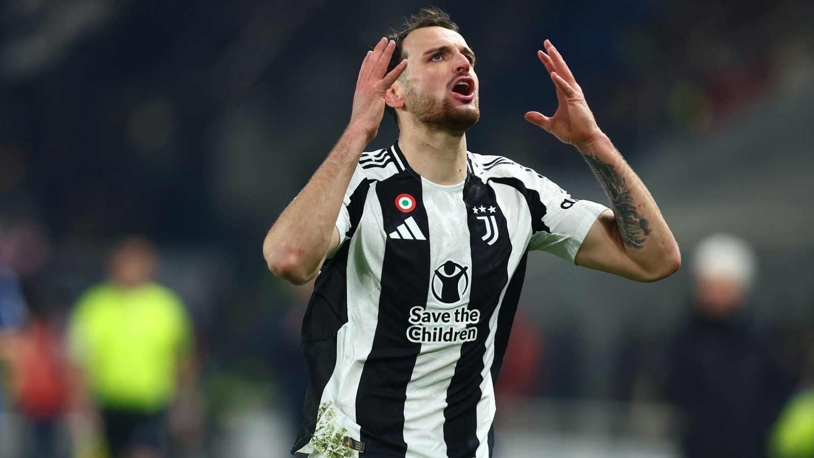 Tottenham involved in battle with London rivals over the signing of €35 million star