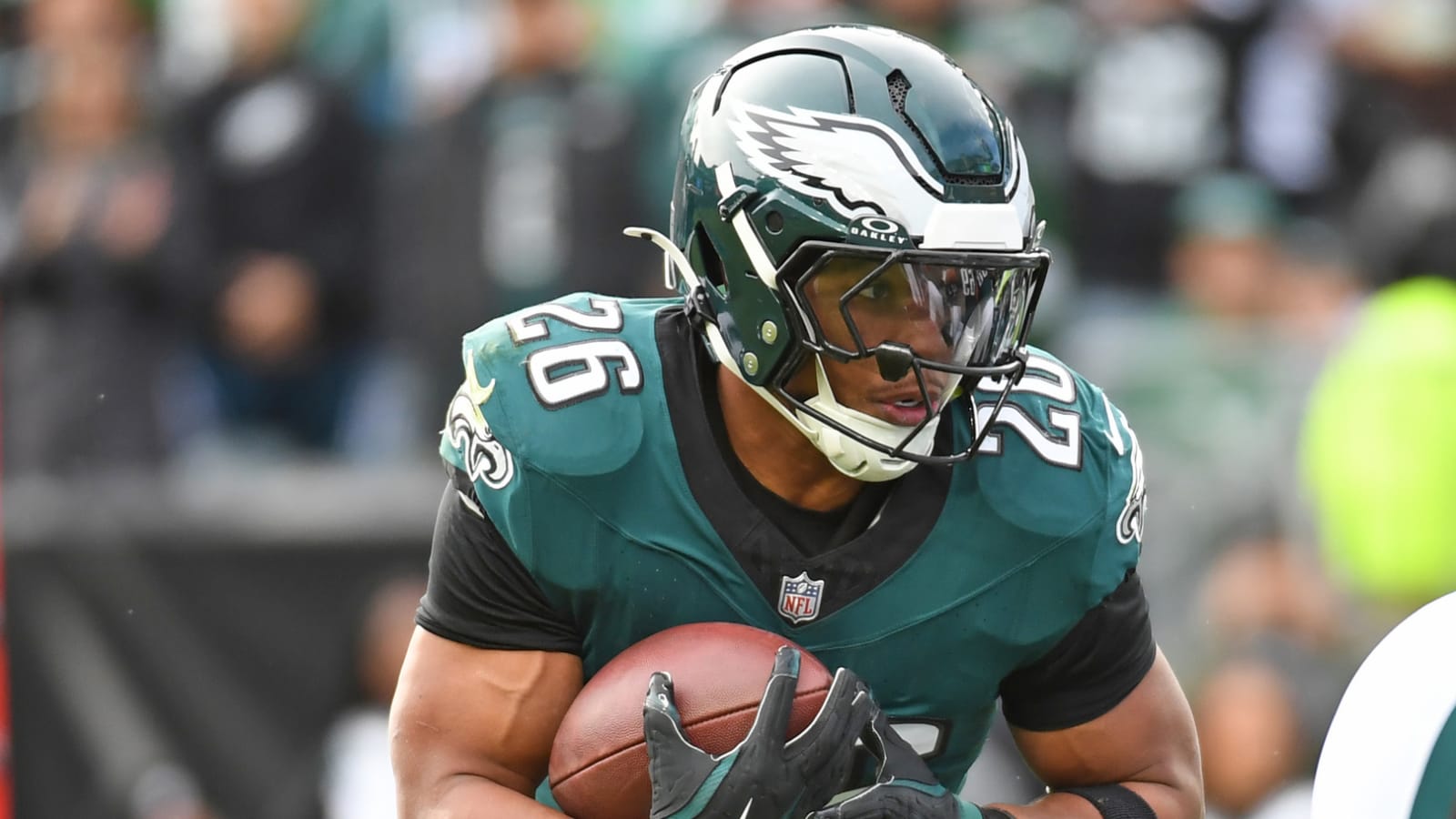 Saquon Barkley running into history against former team