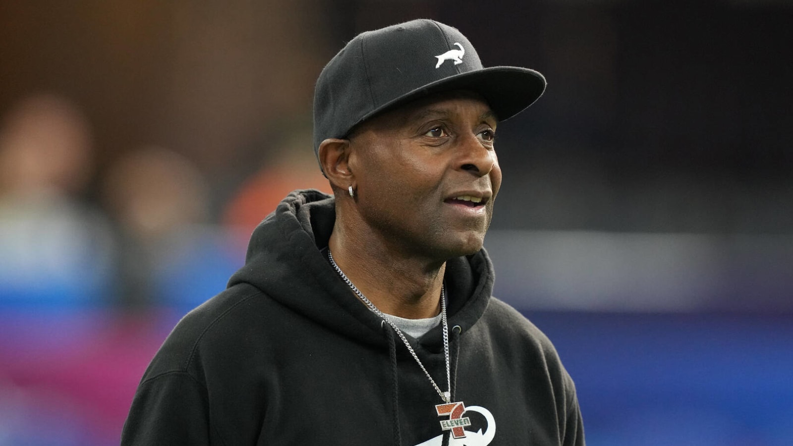 Jerry Rice picks which Hall of Fame QB he #39 d rather play with Yardbarker