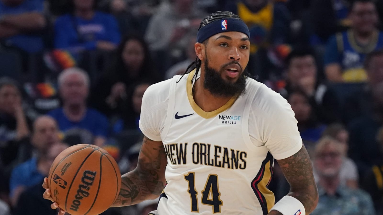 Raptors to acquire star forward from Pelicans
