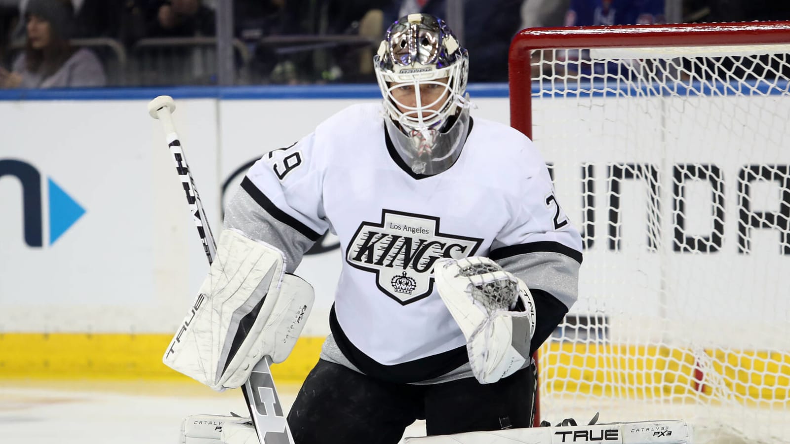 Kings netminder undergoes season-ending knee surgery