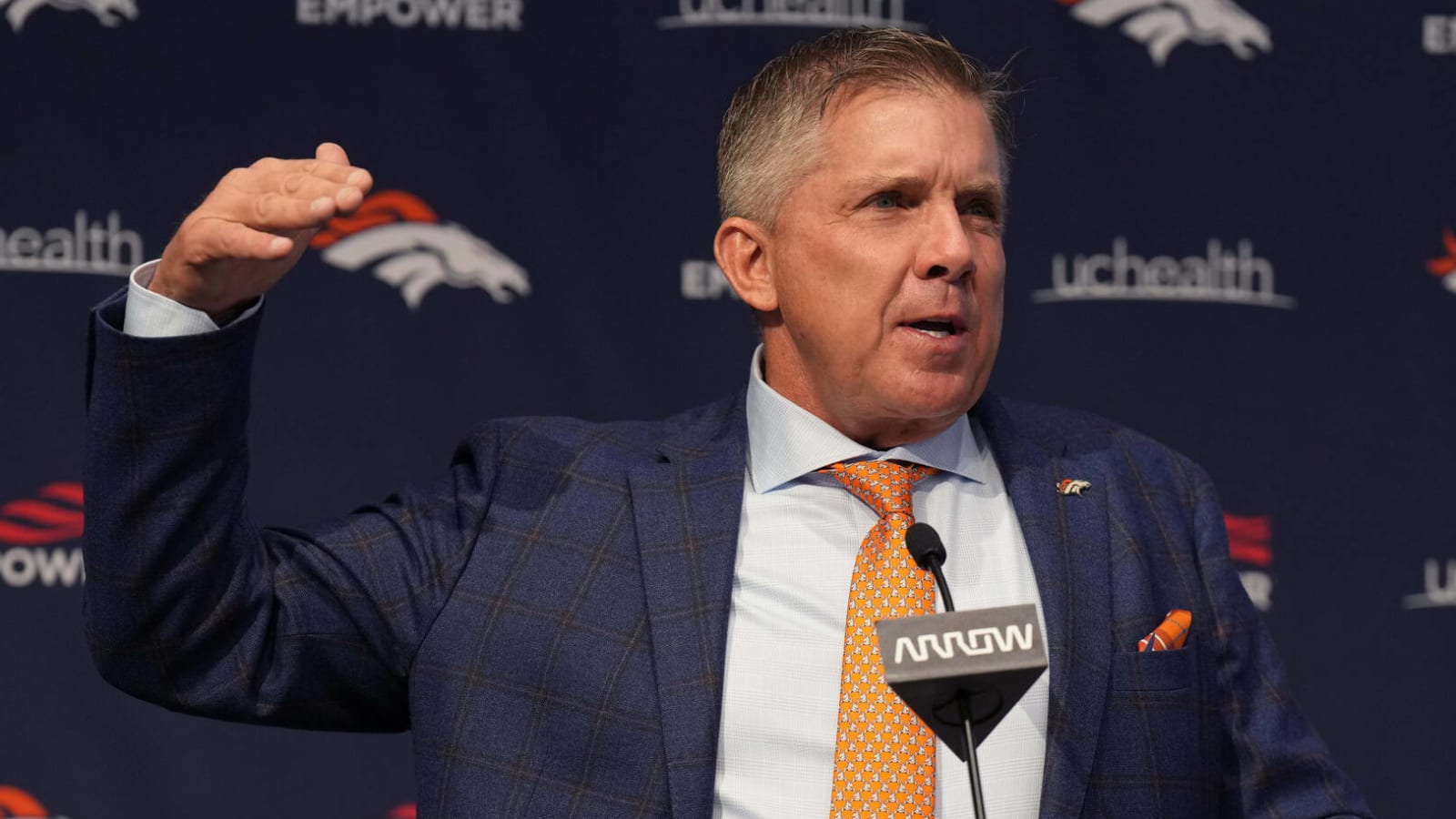 Broncos HC not worried about new kicker's playoff struggles