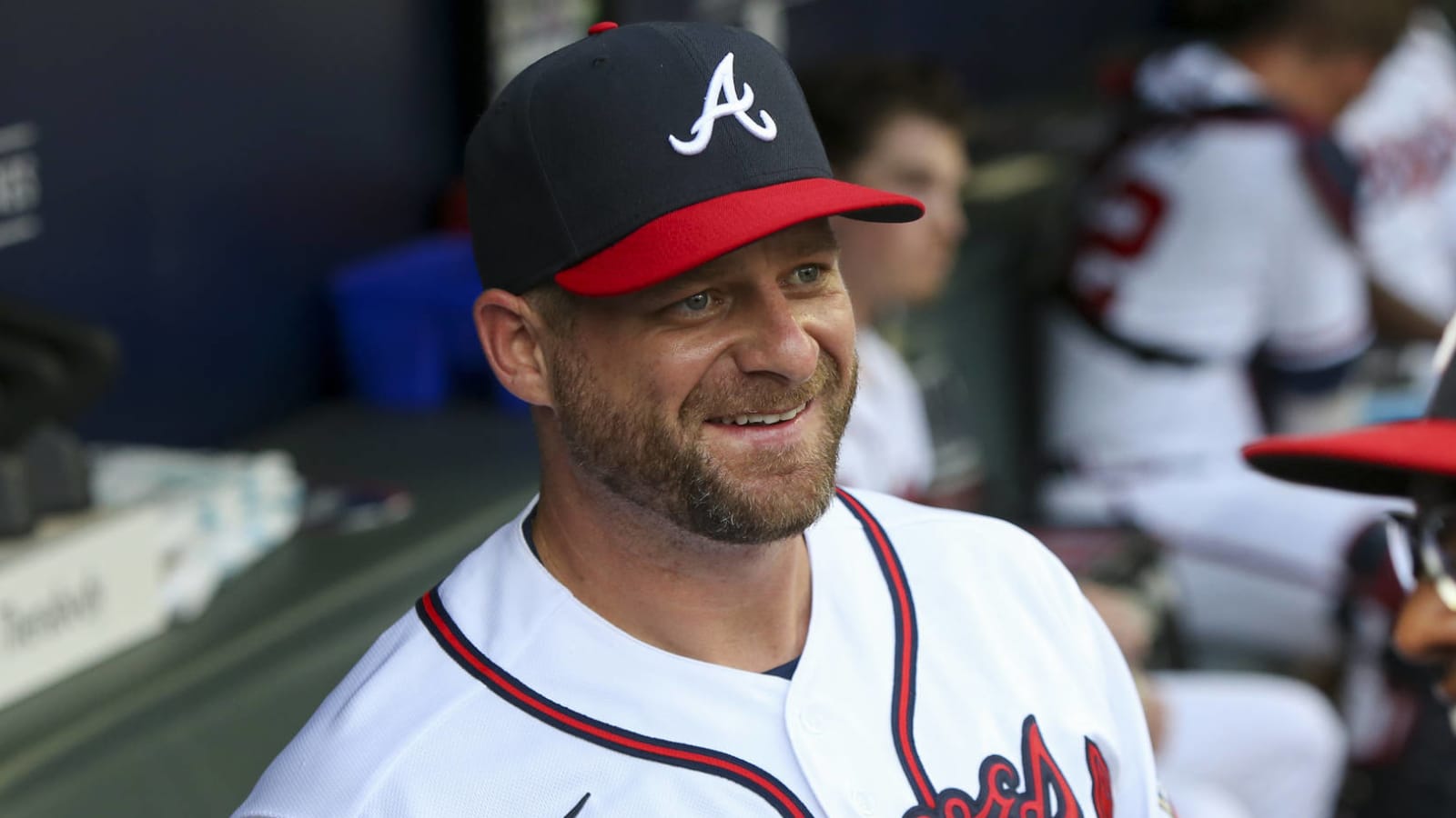 Braves catcher Stephen Vogt undergoes sports hernia surgery